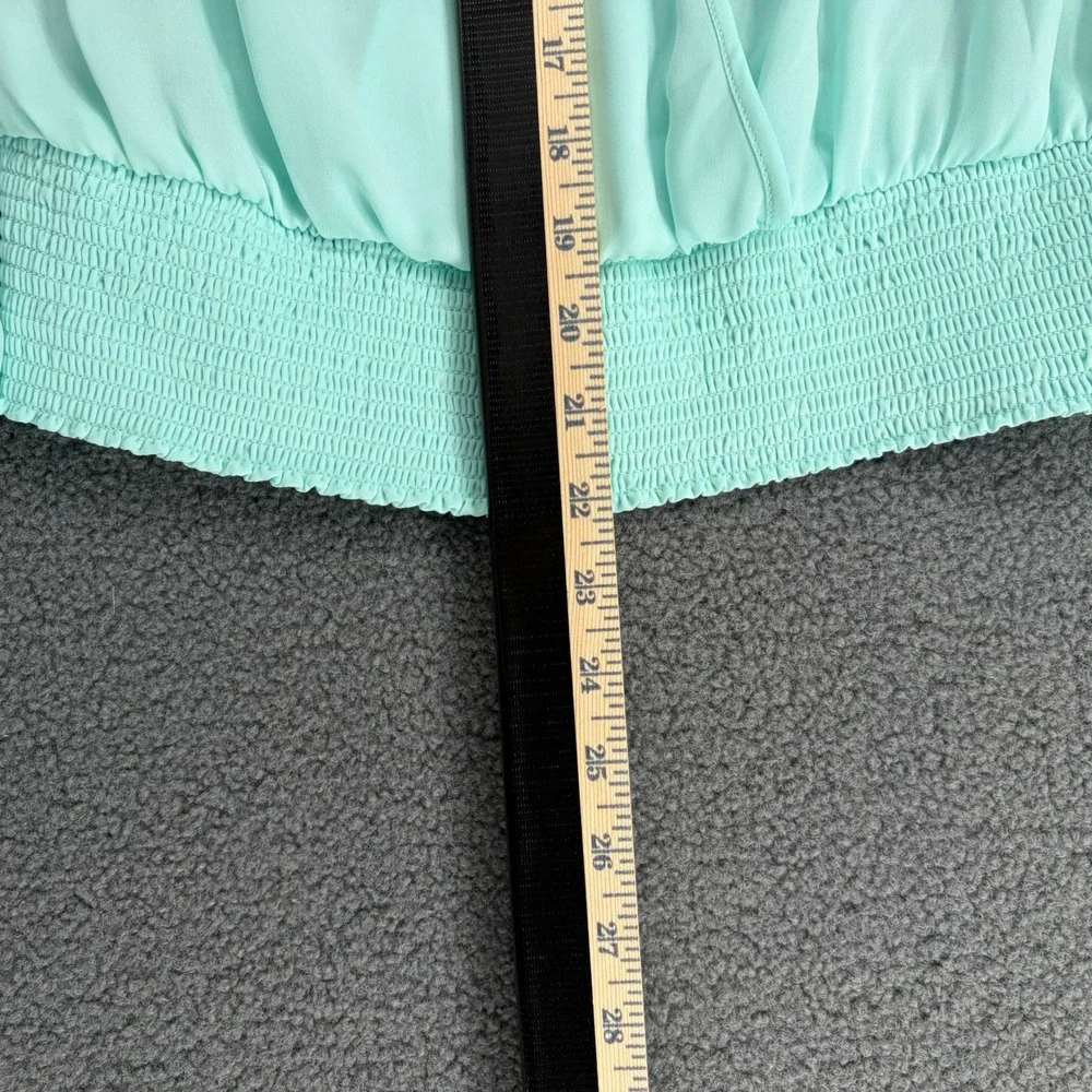 bebe sheer mint